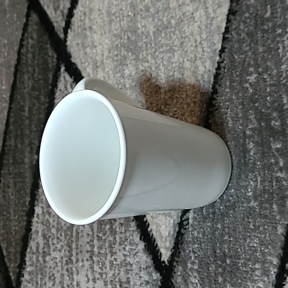 STARBUCKS 2021 GOLD 20 OZ STAINLESS STEEL TUMBLER & SIGNATURE COFFEE CUP - Picture 11 of 15